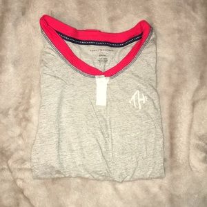Tommy Hilfiger tee